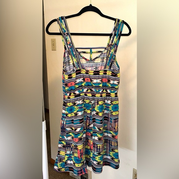 SE Aztec Print Colorful Dress Size Large - Picture 3 of 3